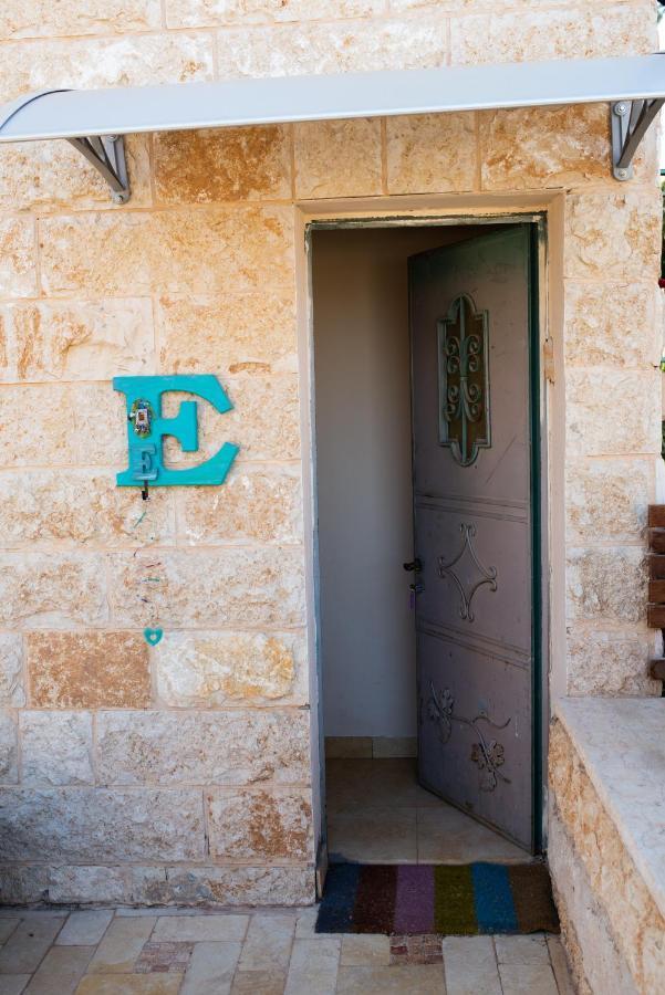 Erella'S Villa Rosh Pinna Bagian luar foto